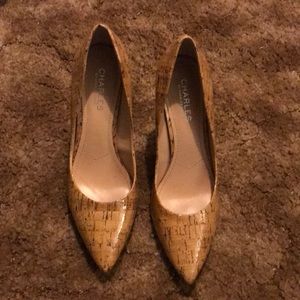 Charles David Sasha Pumps